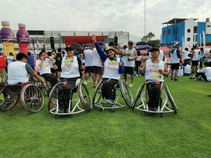 Participantes de Silla de ruedas categoría varones y mujeres 5K.