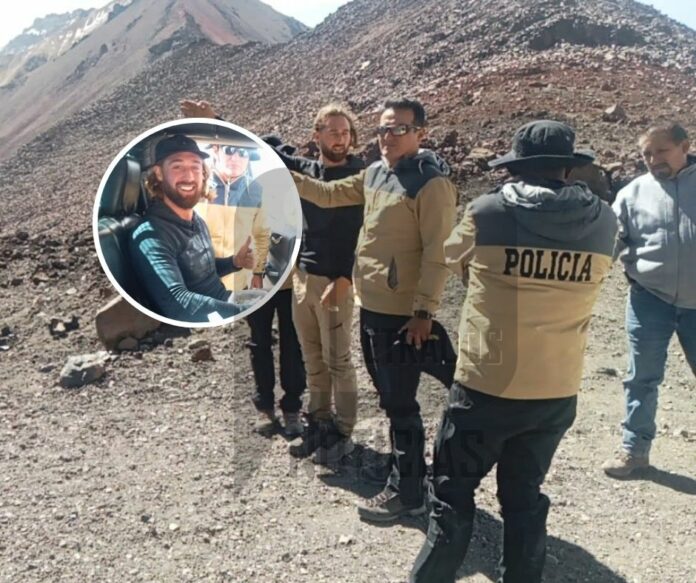 Tras una ardua labor de búsqueda, agentes policiales de Alta Montaña, lograron ubicar a turista alemán, quien se encontraba desaparecido cuando realizaba el ascenso al volcán Chachani. | Foto: Iletrados Noticias