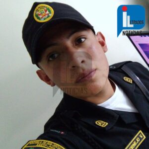 Emarrocado fue llevado hacia la carceleta por 7 días, el sub Oficial de tercera Jean Franco Elvis cornejo Vásquez. Foto: ILetrados Noticias 